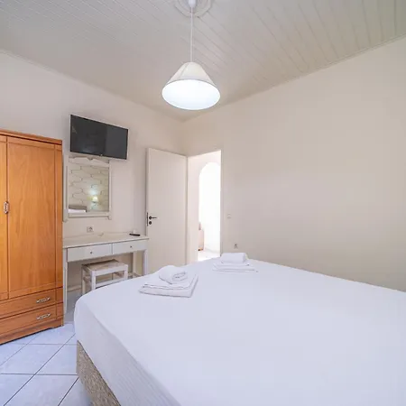 Panoramic Sunset Apartment Kothreas