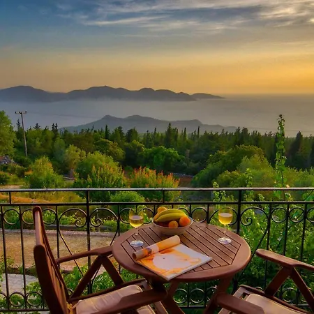 Panoramic Sunset Apartment