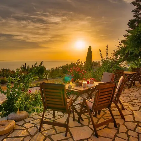 Panoramic Sunset Apartment Kothreas